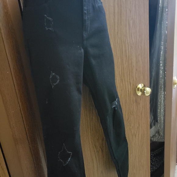 Jeans - Picture 2 of 2